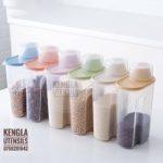 Set of 6 plastic cereal containers.