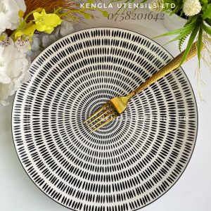 Set of 6 white black ceramic dinner plates