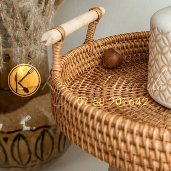 28CM Round Rattan Tray with Handle Hand-Woven.