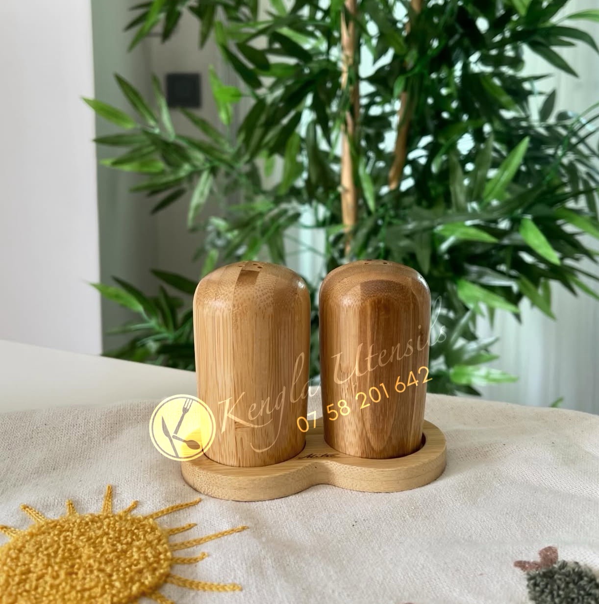 Bamboo Salt & Pepper Shaker Set